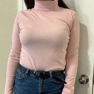 💕Bubble gum pink turtle neck💕